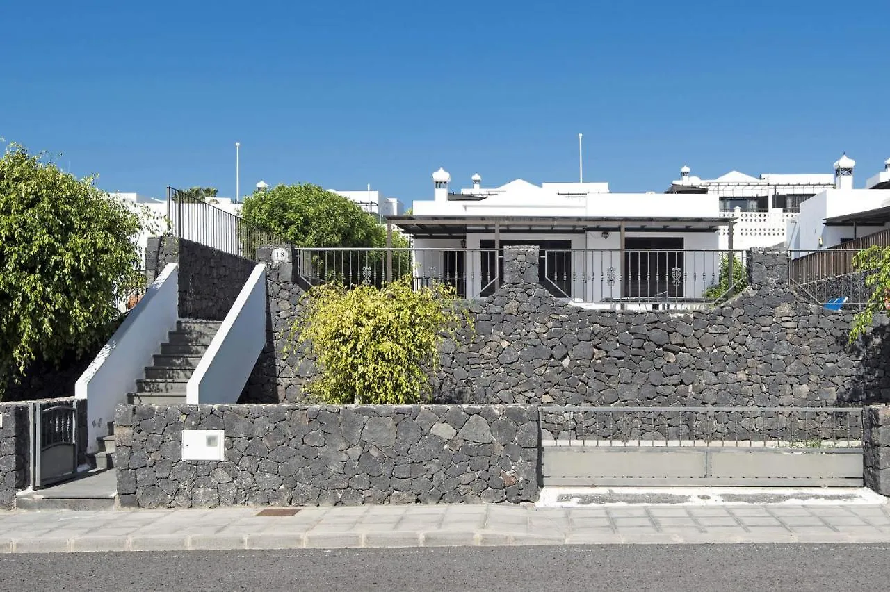 Villa Nazaret By Villa Plus Puerto del Carmen  Spanien